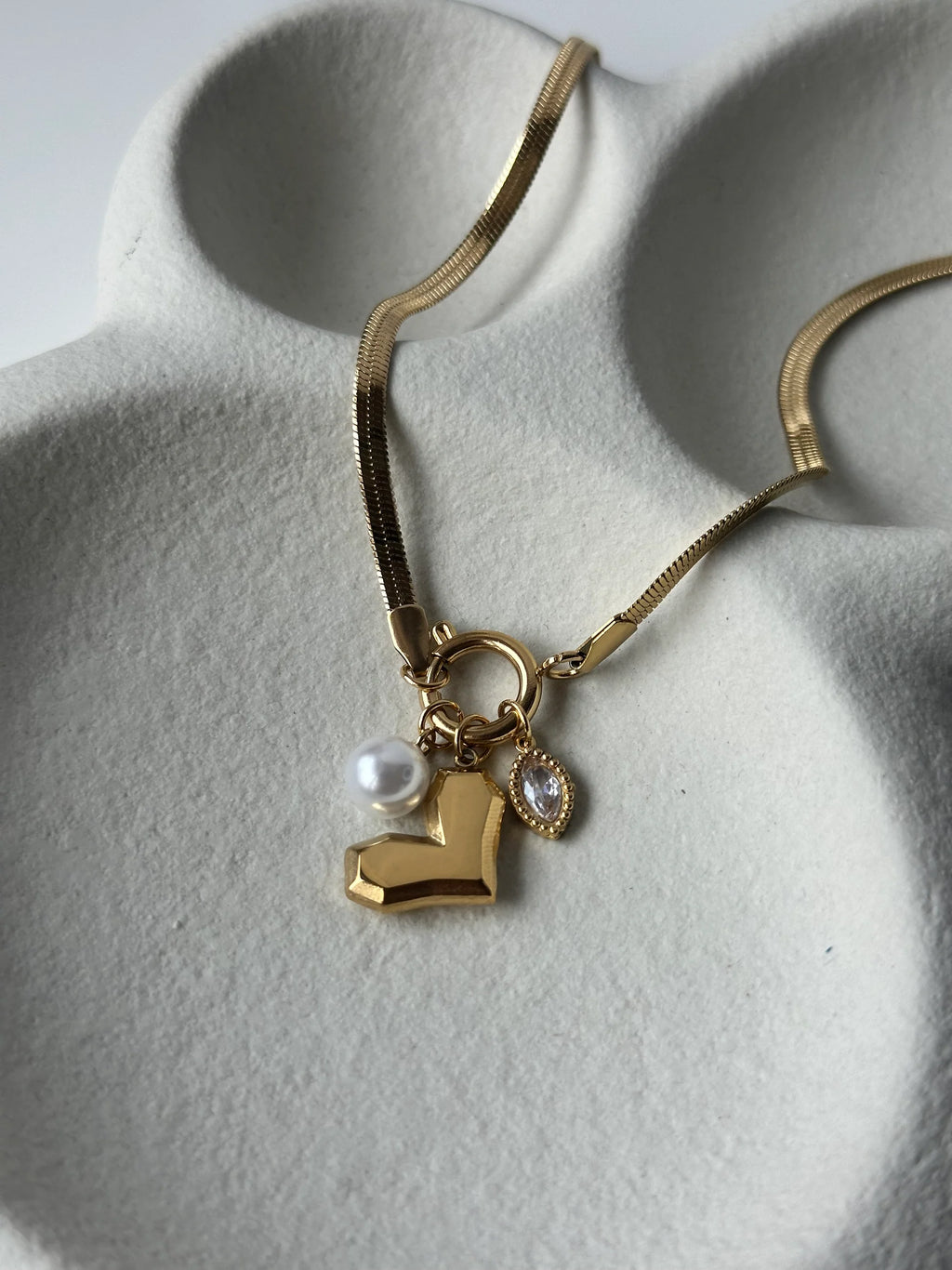 Heart charms necklace