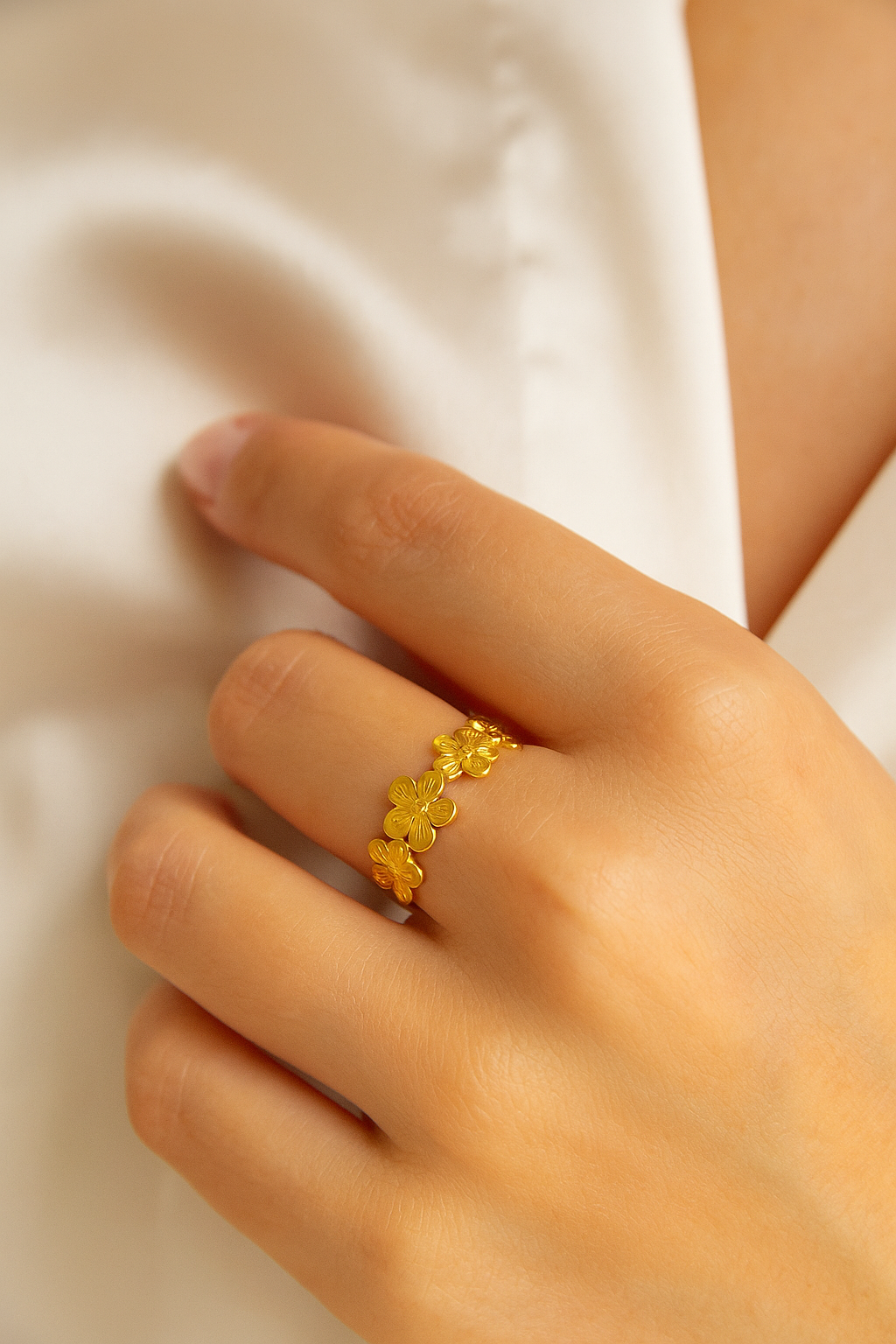 Little flowers adjustable rings