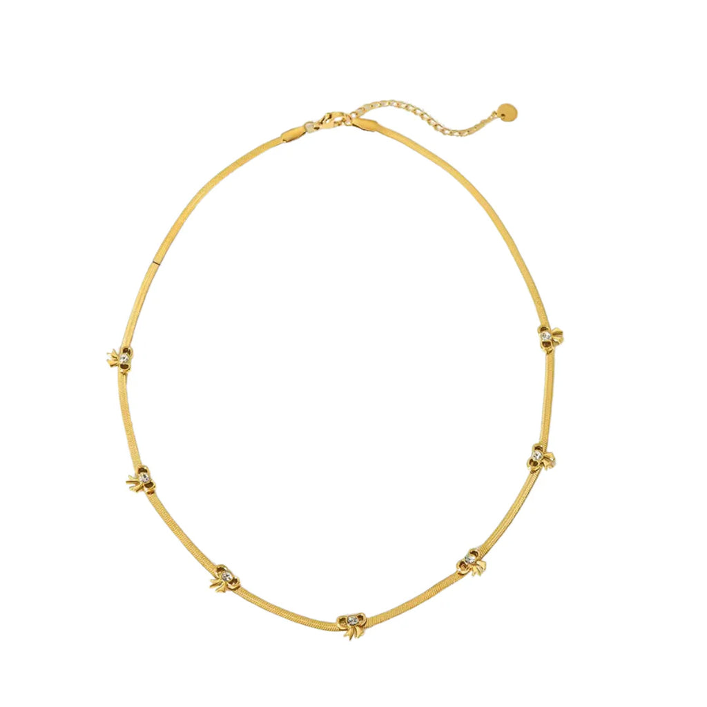 Luxe bowline necklace